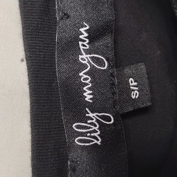 Lily morgan small black corset like crop top w/ lace - Picture 4 of 5